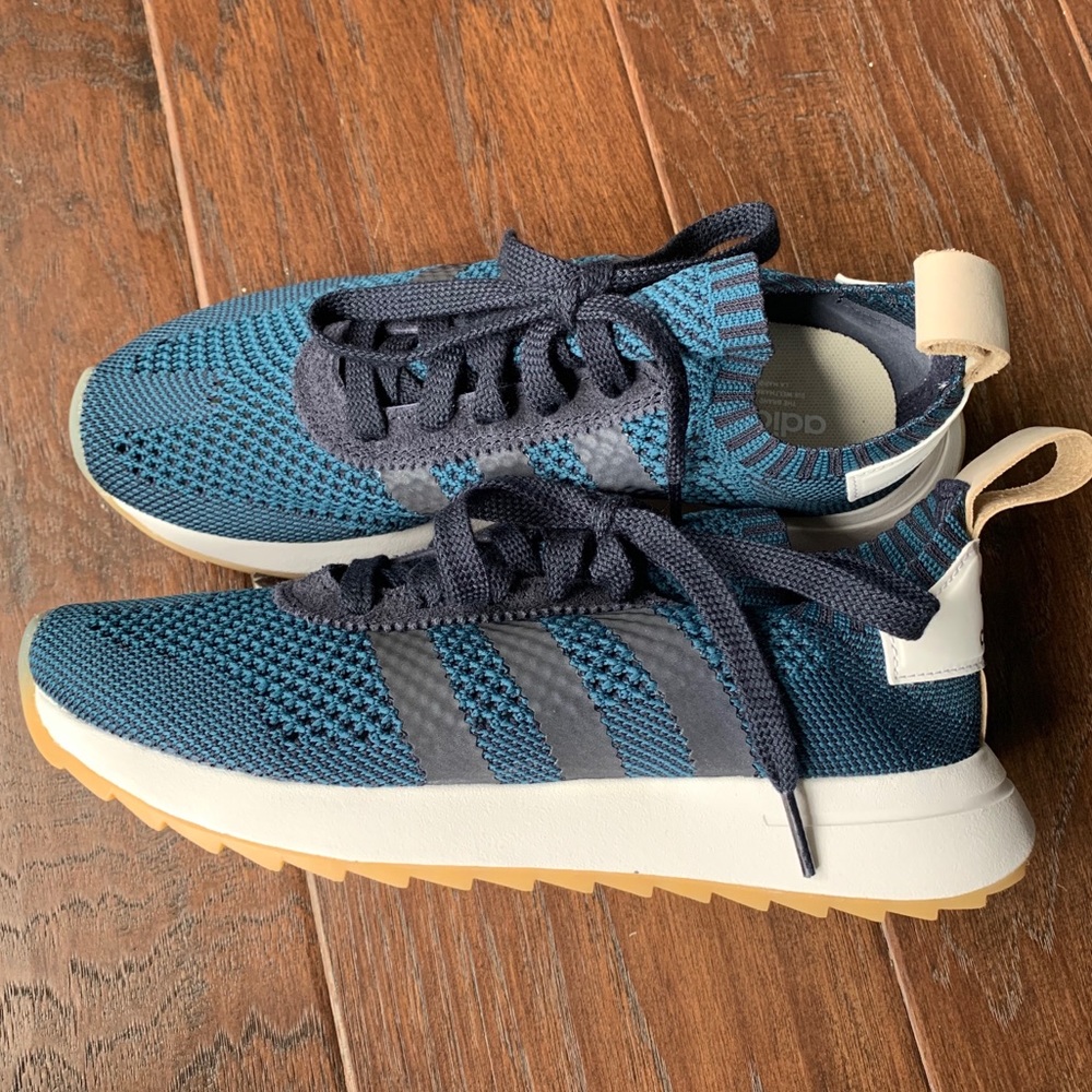 Adidas Flashback Originals | NWOT